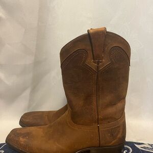 FRYE men’s cowboy boots